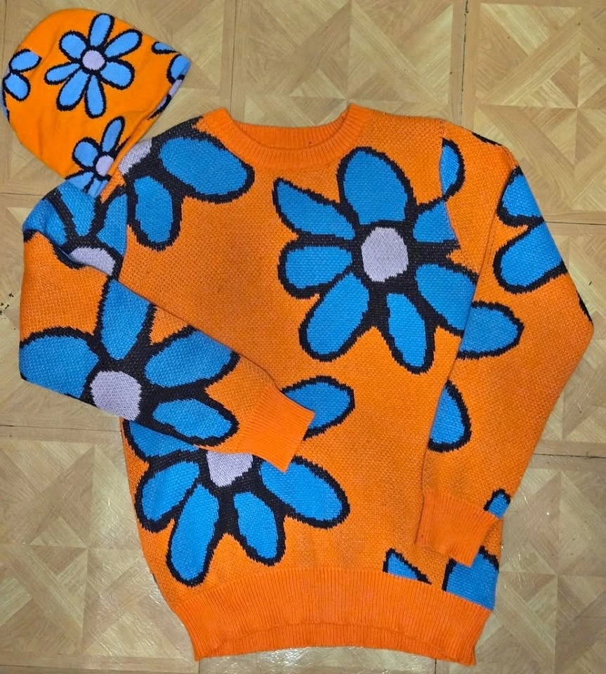 ROMWE orange flower sweater w. matching beenie