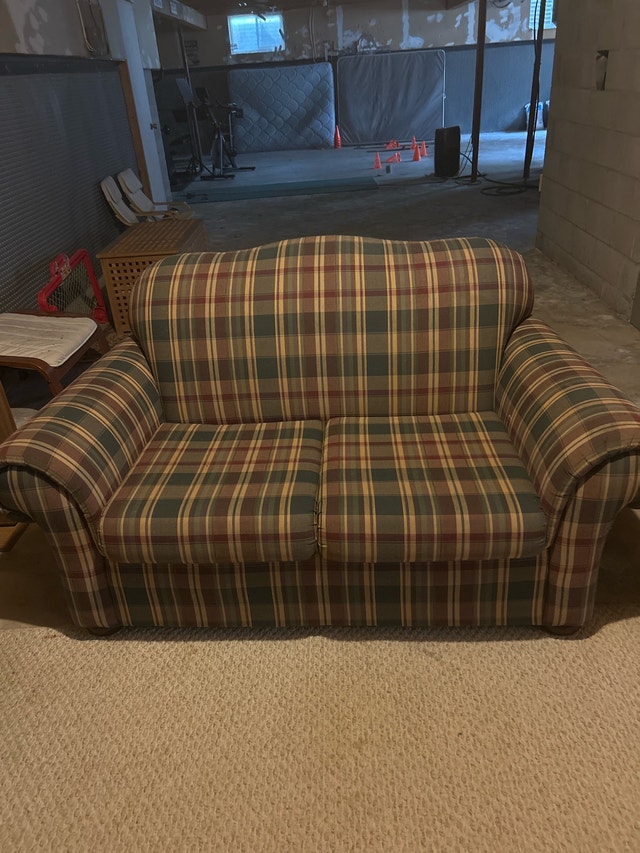 Love seat