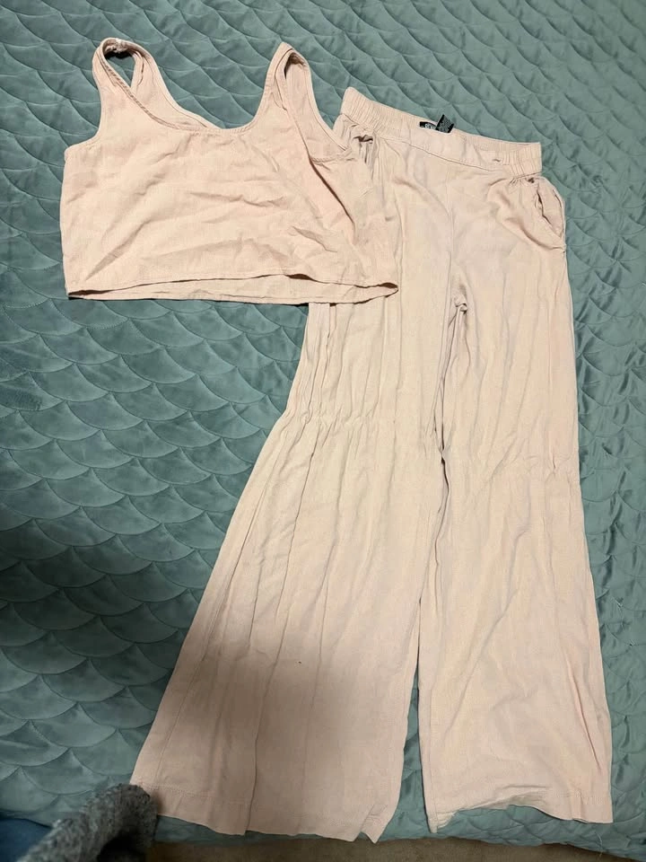 Closet clear out - photo 5
