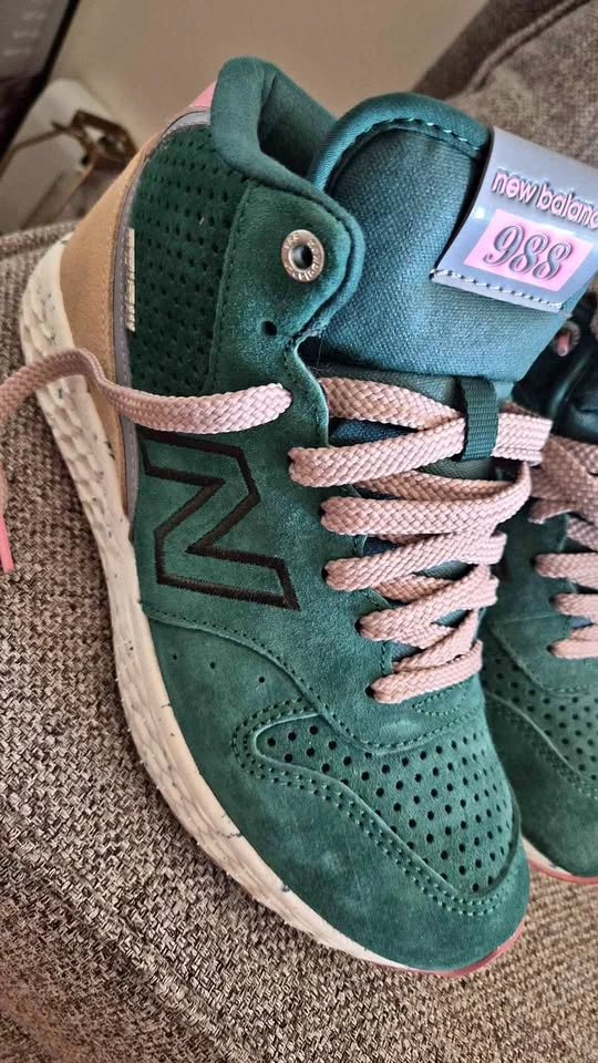 New Balance 988