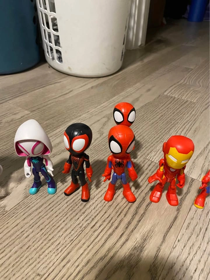 Spidey and His Amazing Friends Figurines - photo 2