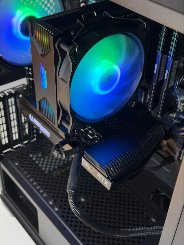 RTX 3070 + RYZEN 7 3700X + 32GB RAM + 1TB NVME GAMING PC - photo 3