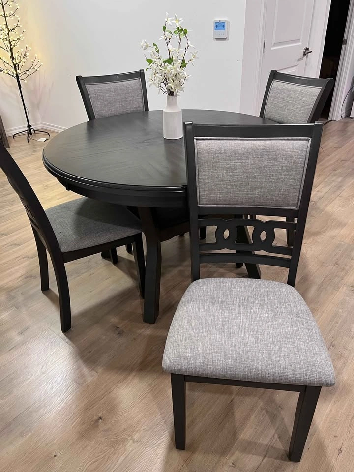 Dining Table Set – (Guelph, ON) - photo 5