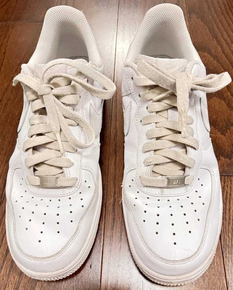 Nike Men's White Air Force 1 ~ Size 9