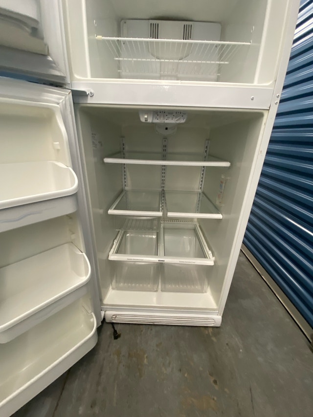 WHITE KENMORE REFRIGERATOR - photo 4