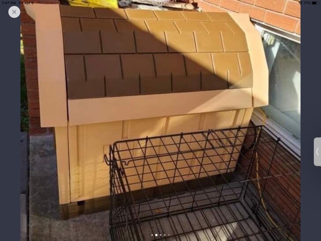 Dog Palace Dog House with Central Heater - photo 2