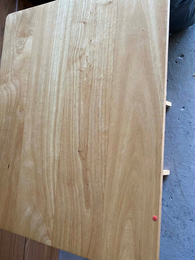 Small foldable table $40 - photo 2