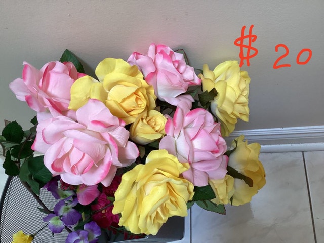 Beautiful Artificial flowers $20