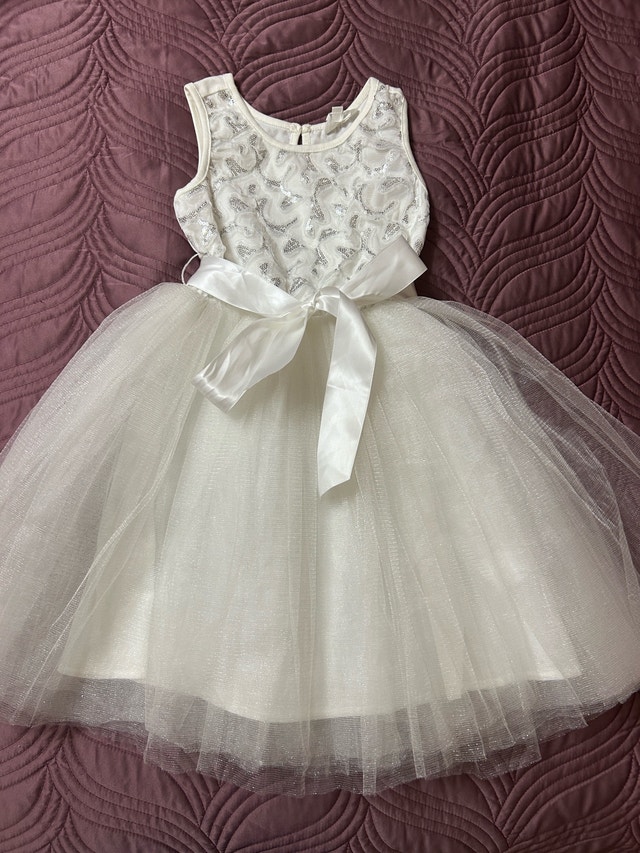 Girls dresses