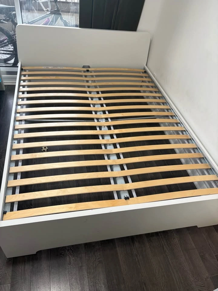 Ikea ASKVOLL queen bed frame - photo 3