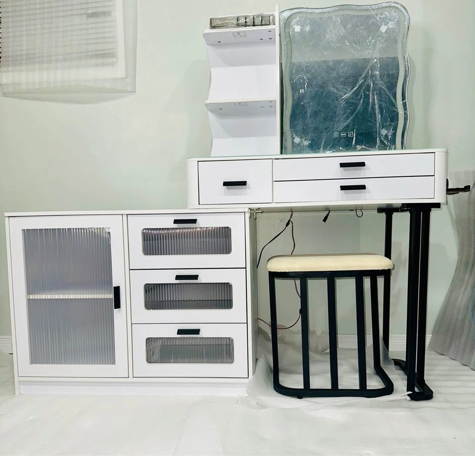 Brand New Wade Logan Vanity Dressing Table Set w/ RGB Lights & C - photo 2