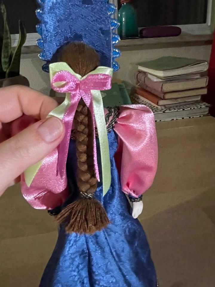 Porcelain handpainted doll - photo 5