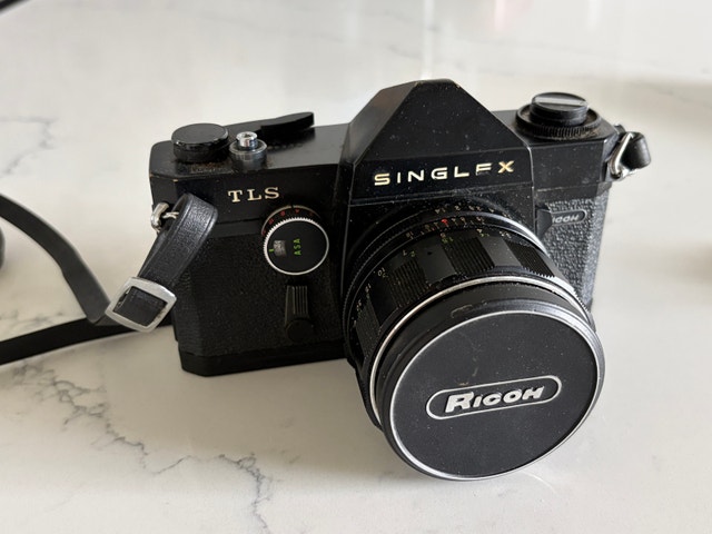 Vintage Singlex TLS Film Camera - Works, Lens Included - photo 2