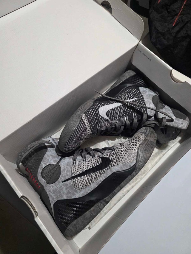Kobe rare high tops
