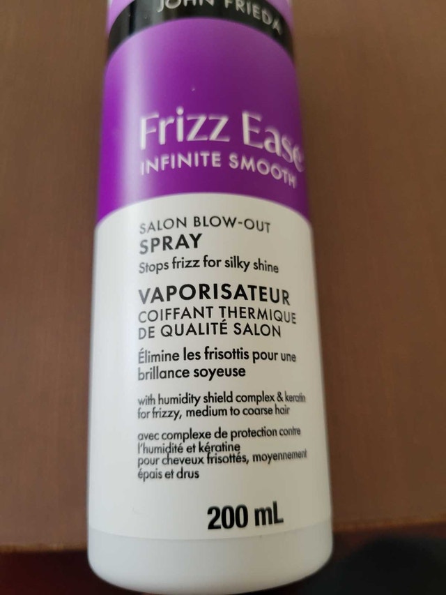 John Frieda Frizz Ease Spray - photo 2