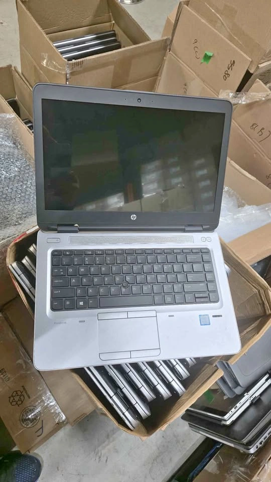 HP 640 G2/G3 Laptop i5 4GB RAM 128GB SSD - NO BATTERY