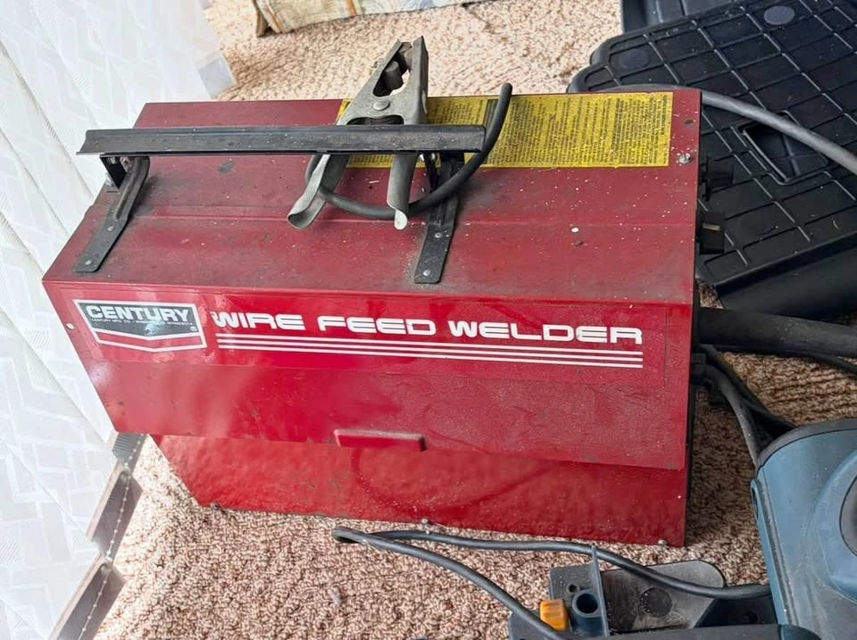 Century Wire Feed MIG Welder