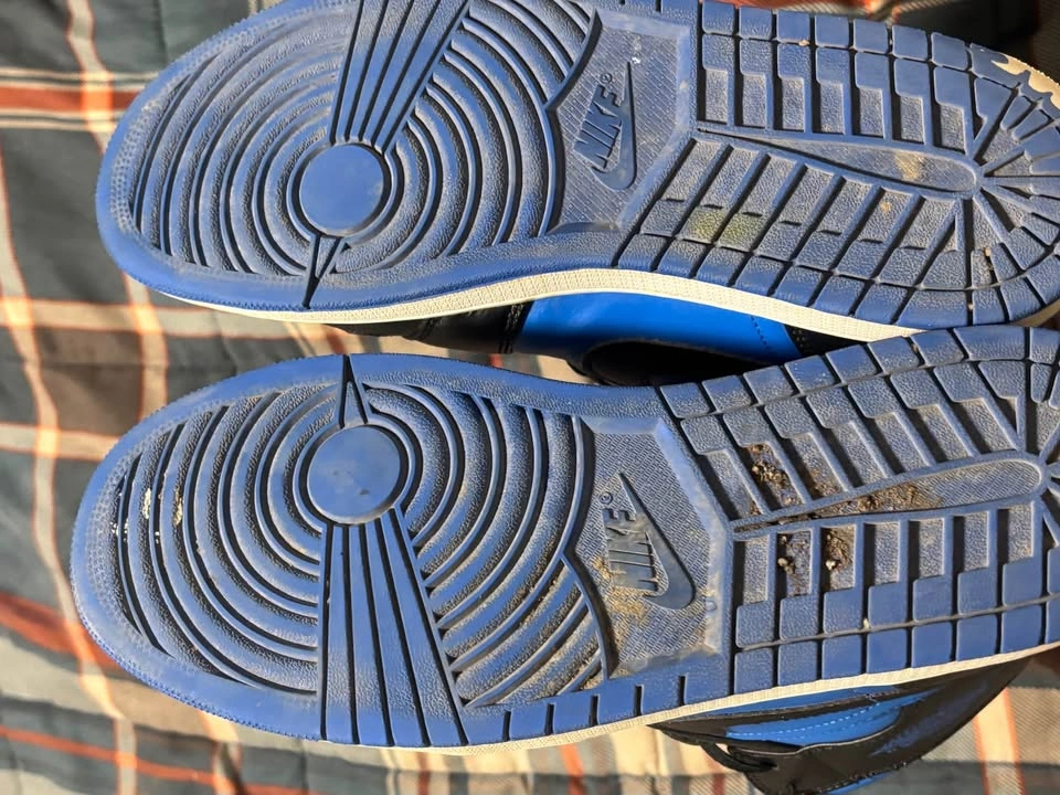Jordan 1 Mid Royal Blue (Size 13) - photo 5