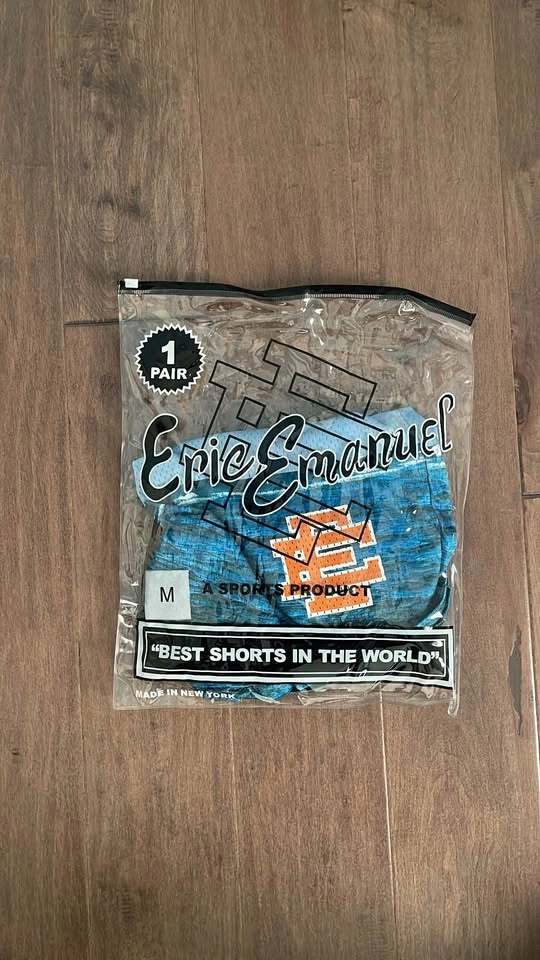 Eric Emmanuel Shorts Size Medium - photo 4