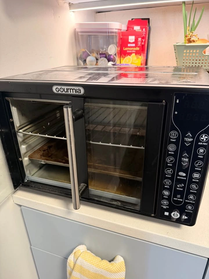 Gourmia Digital Air Fryer Oven - photo 3