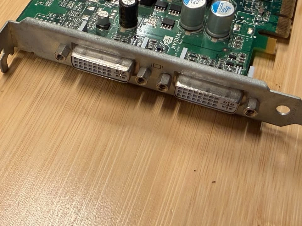 GeForce 7300 GT Mac Edition - photo 2