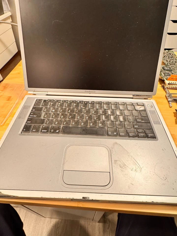 Two Titanium PowerBook G4s - Please Read - photo 3
