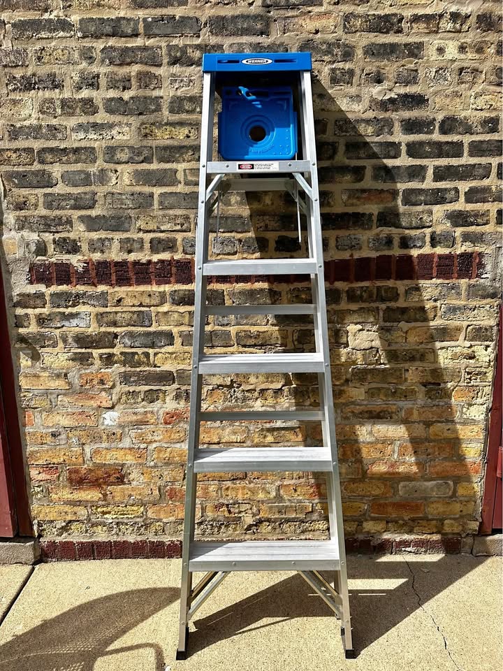 WERNER 6 ft Aluminum Stepladder, 250 lb Capacity