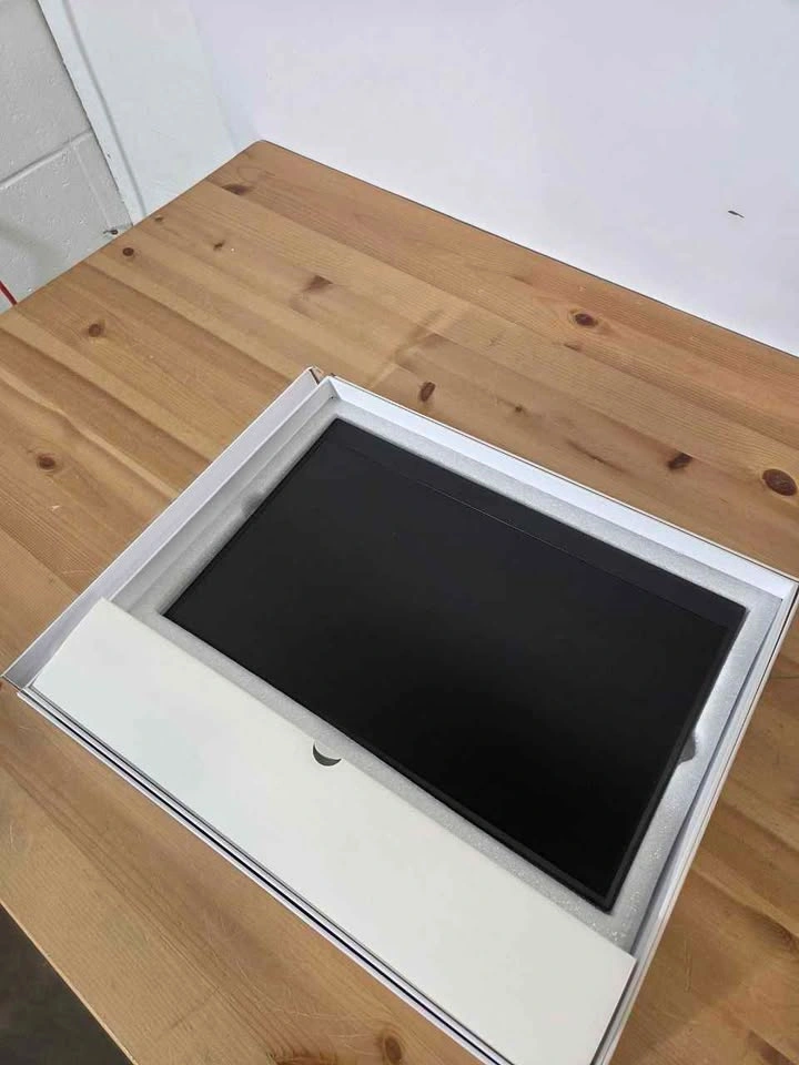 15.6 Inch Portable FHD IPS Monitor USB-C - photo 3