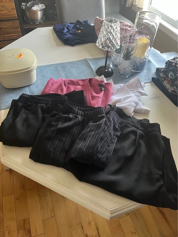 Pickup in Copperfield Grove SE Woman’s Clothing 2XL - photo 2
