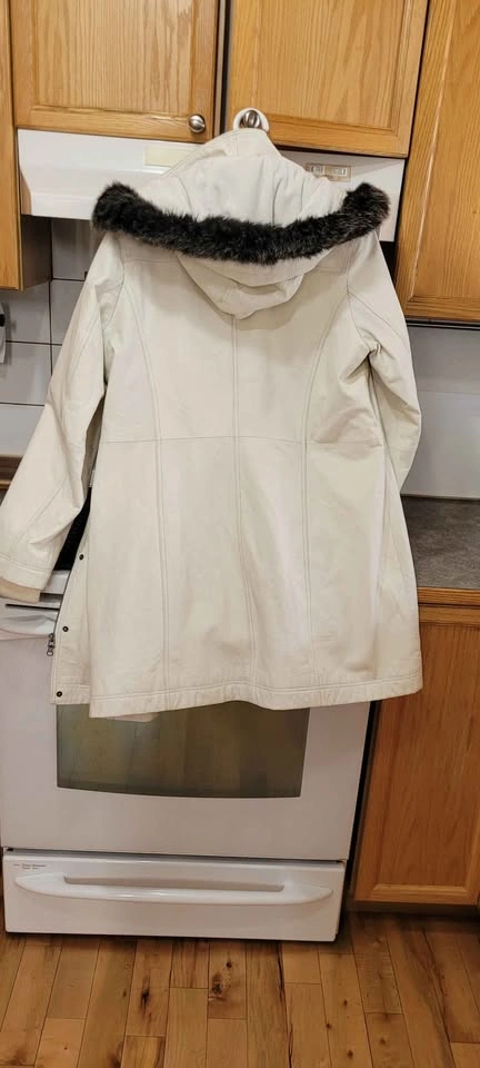 Women's Danier Leather Bomber Jacket (2X/1X) - photo 2