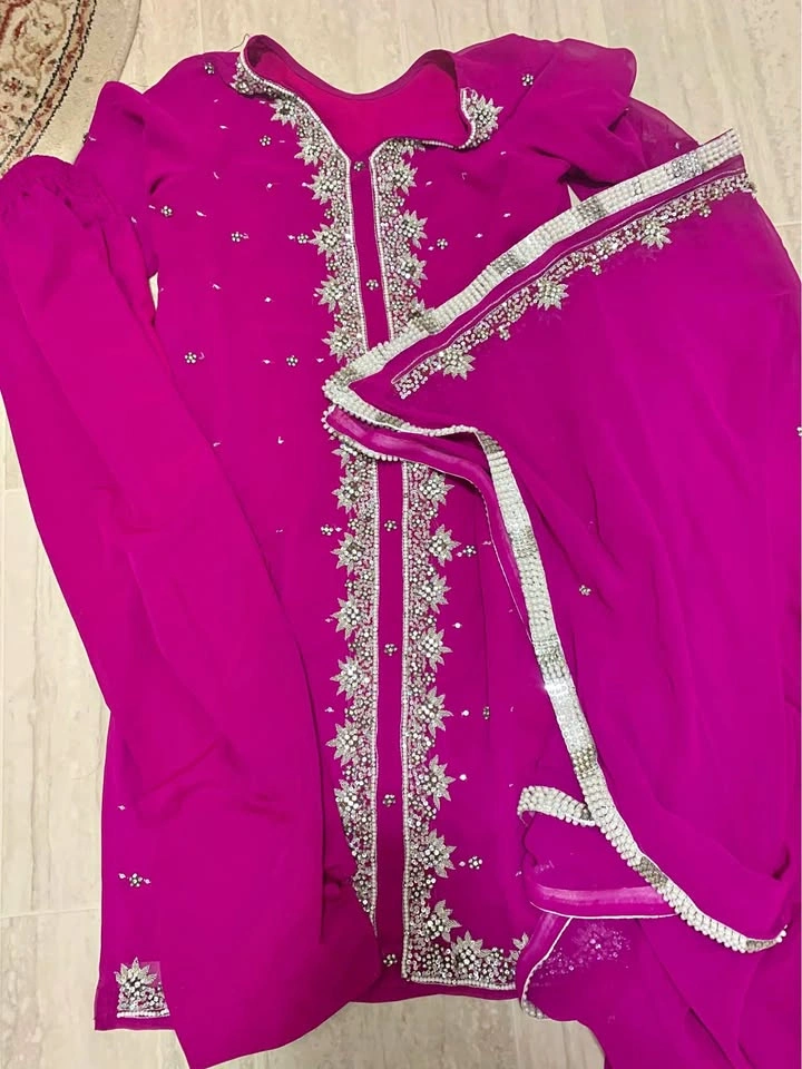 Beautiful Magenta Pakistani Eid Dress