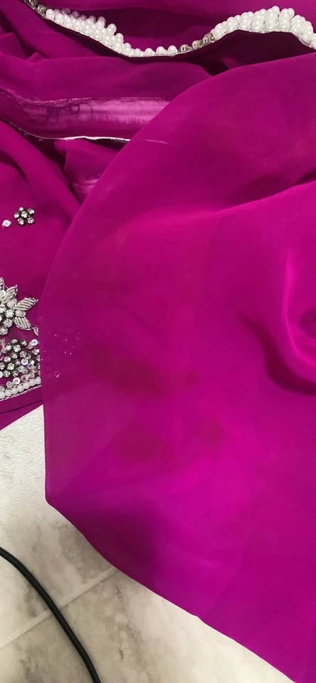 Beautiful Magenta Pakistani Eid Dress - photo 2