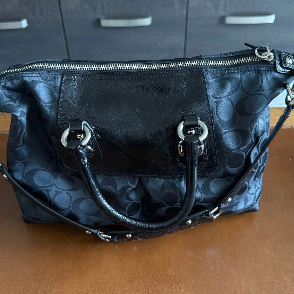 Authentic Coach Black Signature Satchel / Shoulder Bag Y2K - photo 3