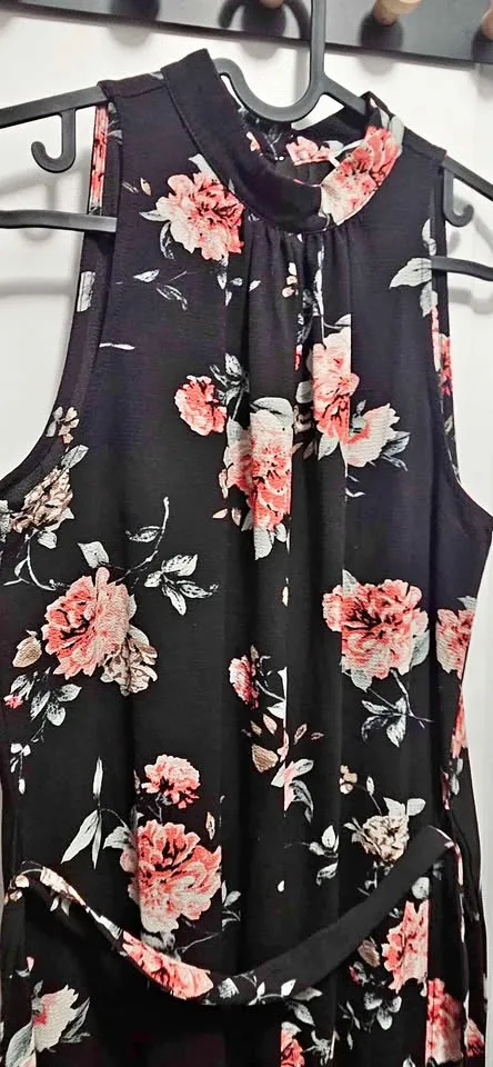 Suzy Shier - Belted floral sleevless jumpsuit thumbnail
