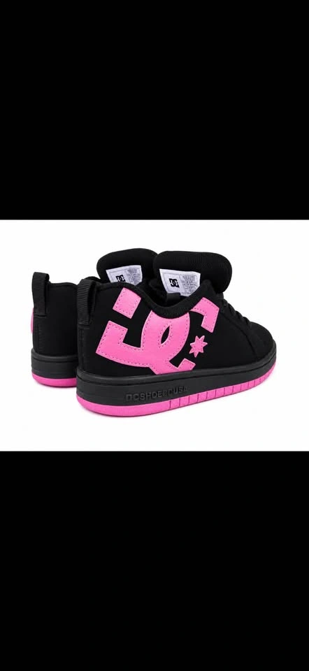 Women’s Dc’s - photo 2