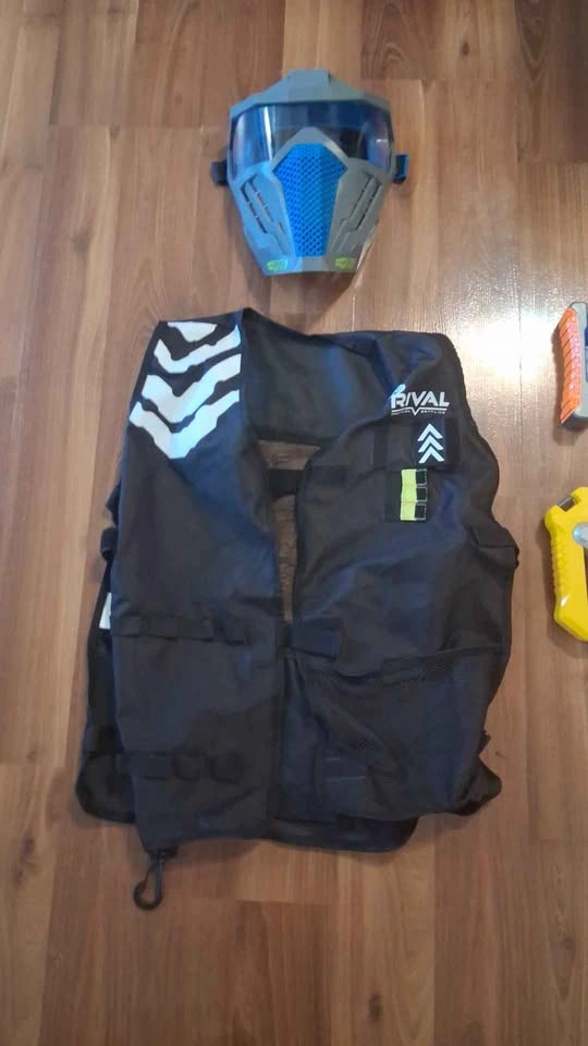 Nerf accessories and attachments. - photo 2