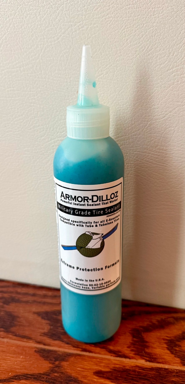 Armor-Dilloz Extreme Blue Tire Sealant