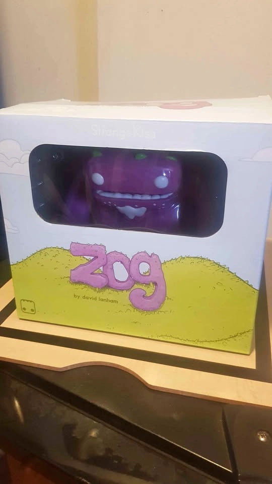 ZOG By DAVID LANHAM X STRANGEKISS 2006 Vinyl Figure