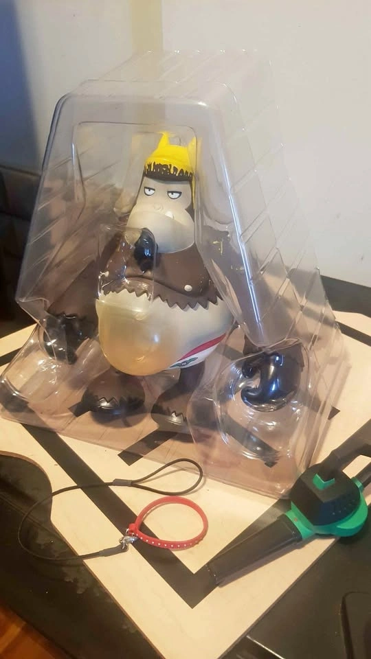 Scapegoat Billy Immigrant Billy Edition Vinyl Figure