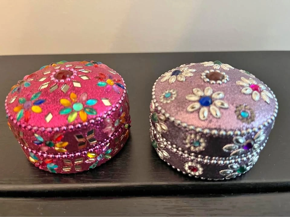 Mirror Beaded Decorative Trinket Box - 2.25”⚽️