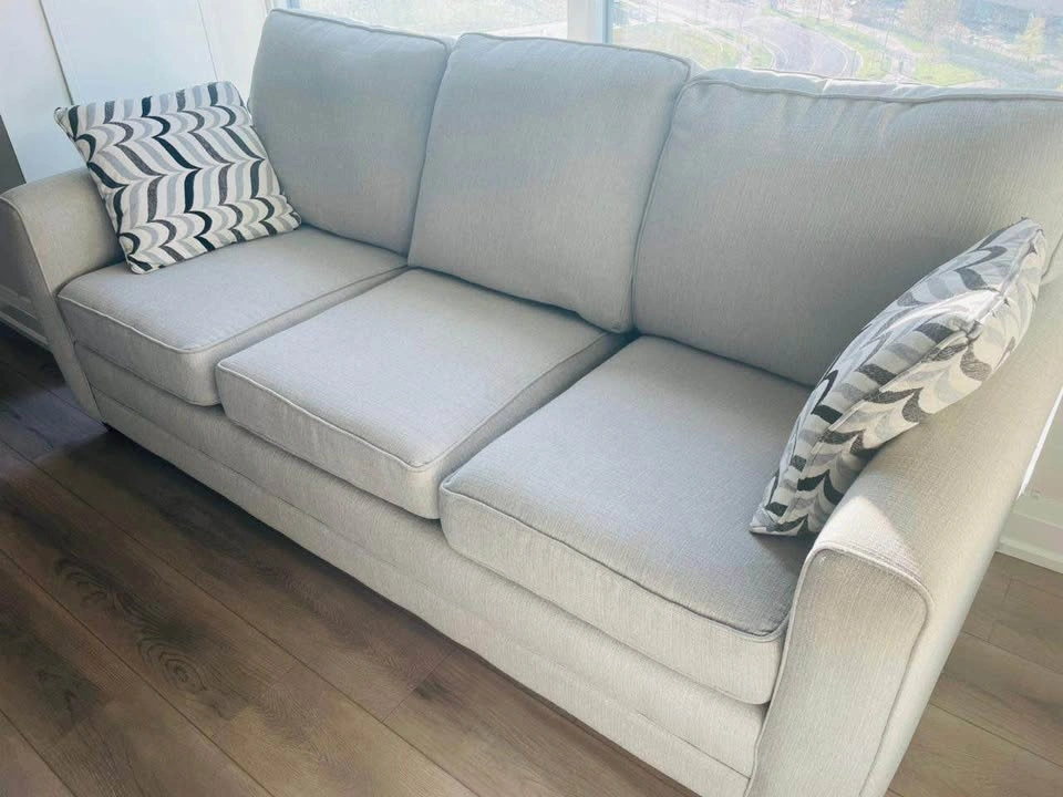 3+2 Seater Sofa for Sale - photo 3