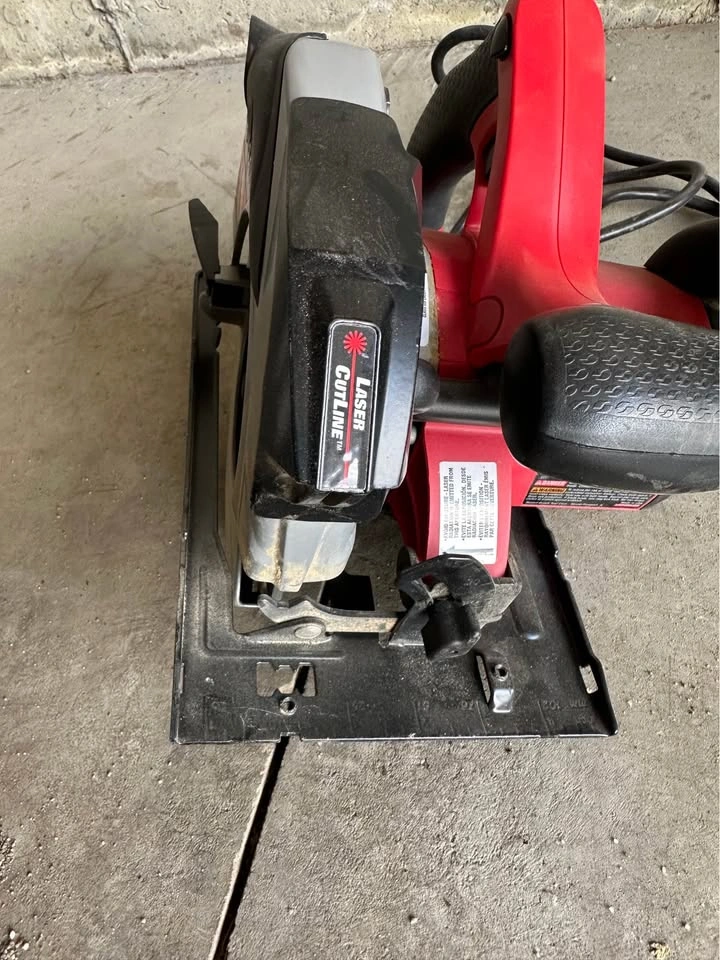 Skilsaw 5750 7-1/4" Circular Saw w/ Laser - photo 2