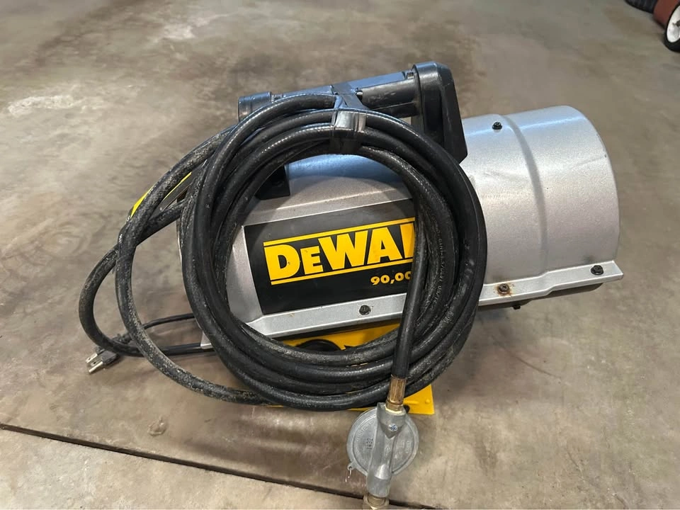 DeWalt 90,000 BTU Propane Forced Air Heater - photo 4