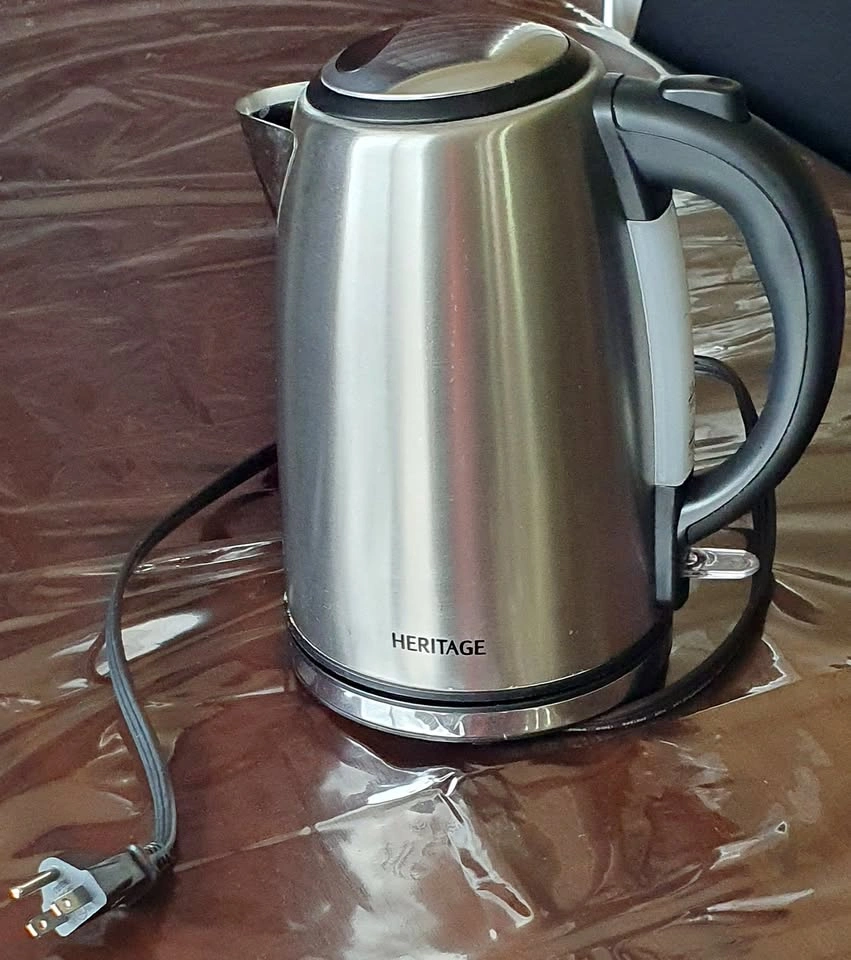 Heritage Stainless Steel Electric Kettle – 1.7L