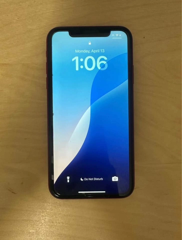 iPhone XR - 64 GB - photo 2