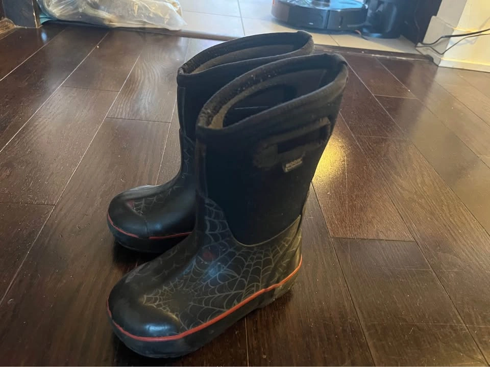 Lot of Boys Shoes Size 8 (Eur 25)