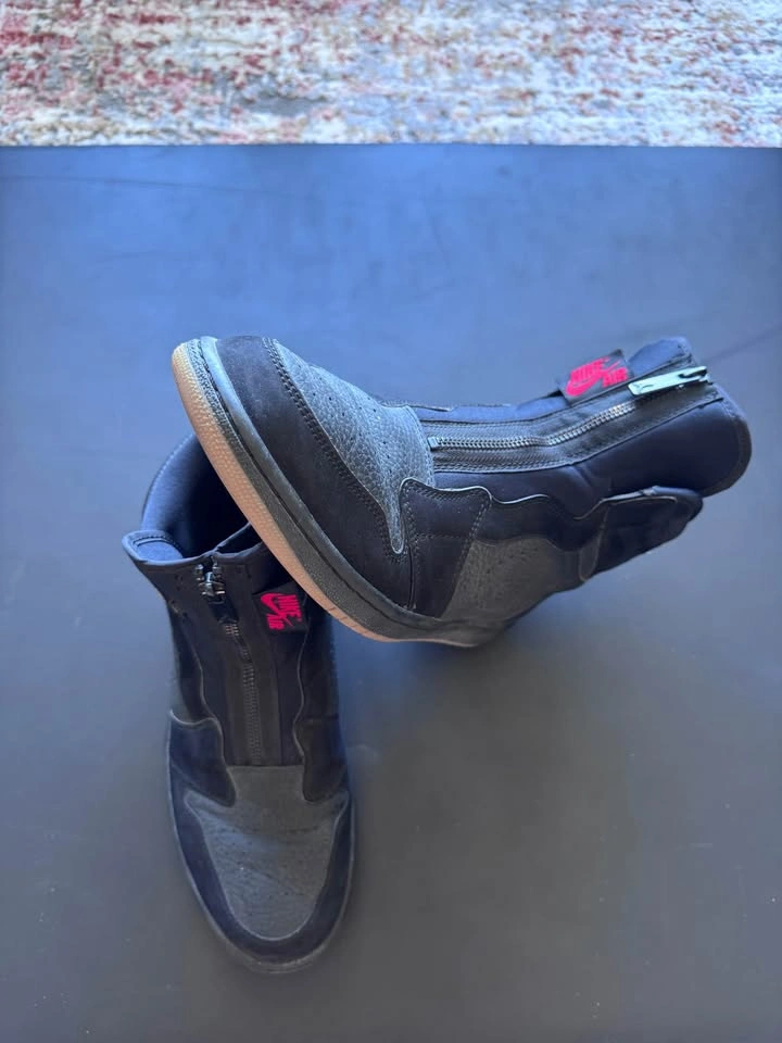 Nike Air Jordan 1 Retro Zip High (Black/Gum) - photo 2