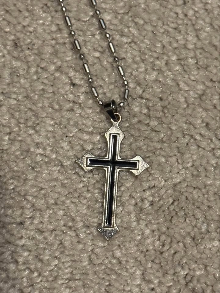 Cross Jewelry and Pendants - 50 for everything - photo 3