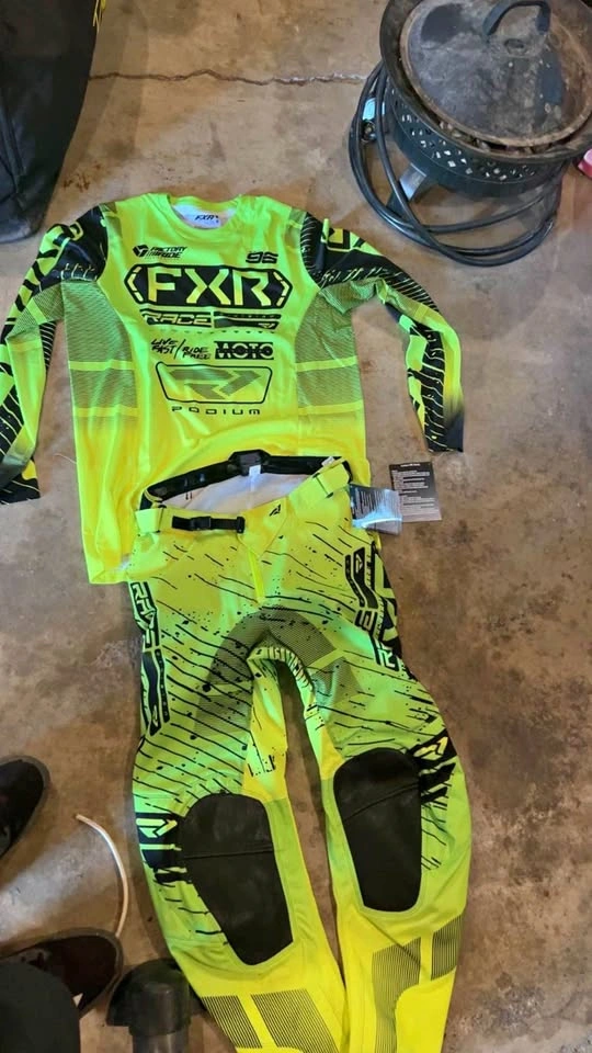 FXR Podium MX set