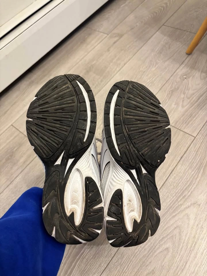 Puma Women's Morphic Sneakers - photo 3